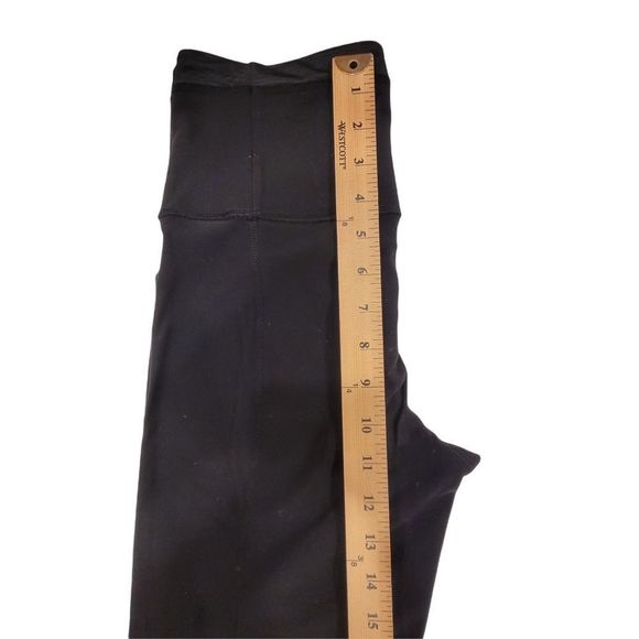 Lululemon Reversible Flare/Wide Leg Yoga Pant Black Size 6 - Picture 6 of 15